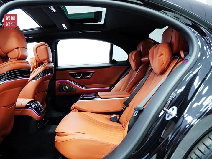 Фото 11 - Mercedes-Benz S-Class