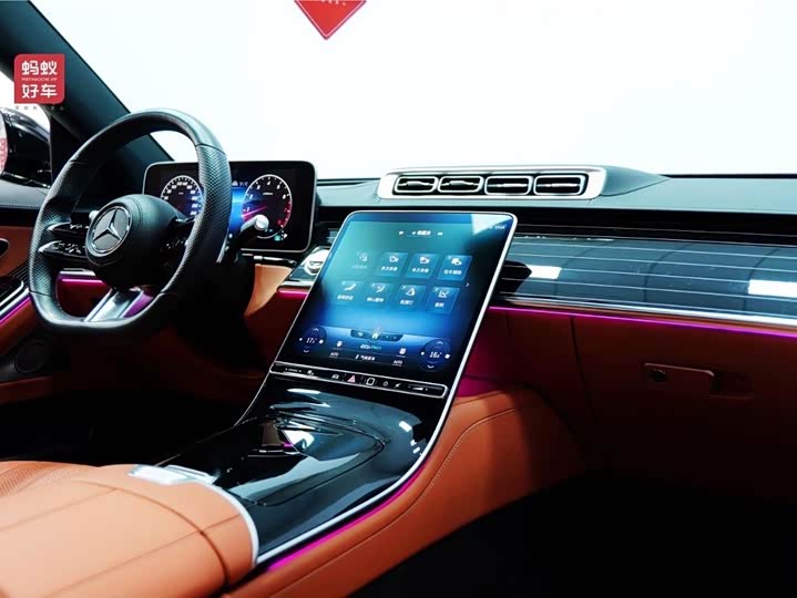 Фото 7 - Mercedes-Benz S-Class