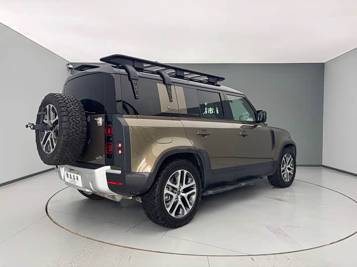 Фото 4 - Land Rover Defender