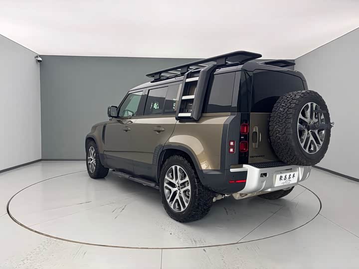 Фото 6 - Land Rover Defender