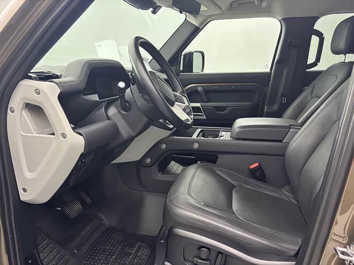 Фото 7 - Land Rover Defender