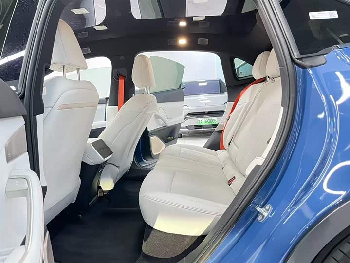 Фото 8 - Nio Onvo L60