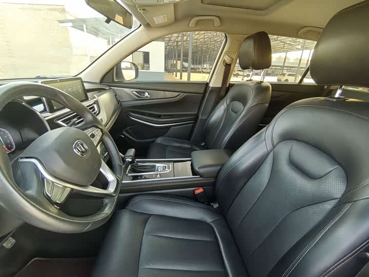 Фото 4 - Changan CS75