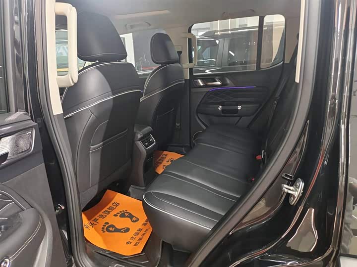 Фото 13 - Tank 300