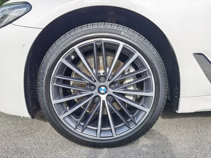 Фото 4 - BMW 5 Series