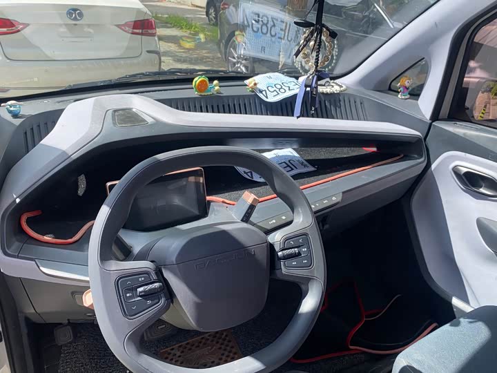 Фото 5 - Baojun E200