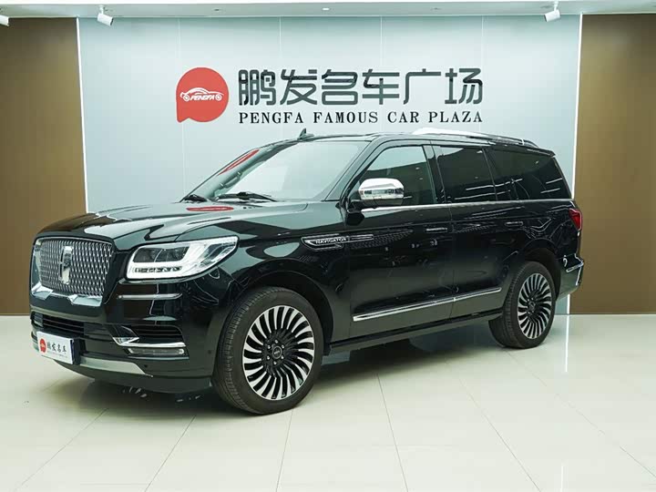 Фото 1 - Lincoln Navigator