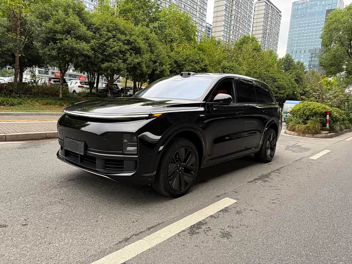 Фото 2 - LiXiang L9