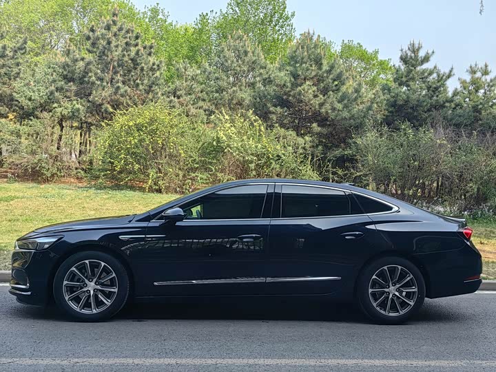 Фото 11 - Buick LaCrosse