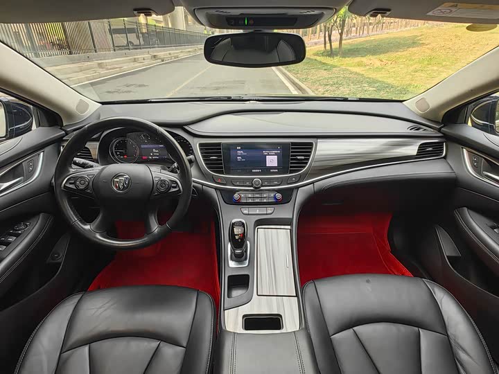 Фото 7 - Buick LaCrosse