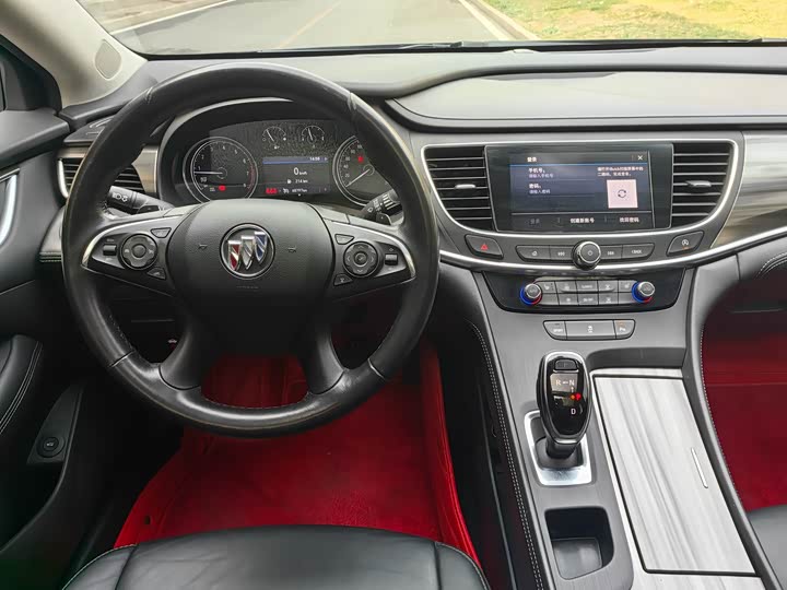 Фото 9 - Buick LaCrosse