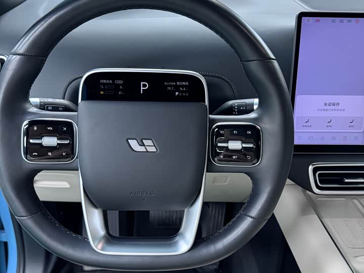 Фото 11 - LiXiang L8