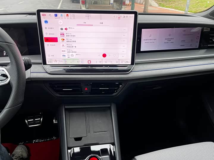 Фото 14 - Volkswagen Tayron