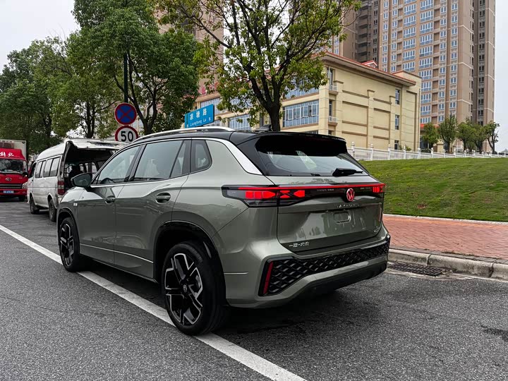 Фото 4 - Volkswagen Tayron