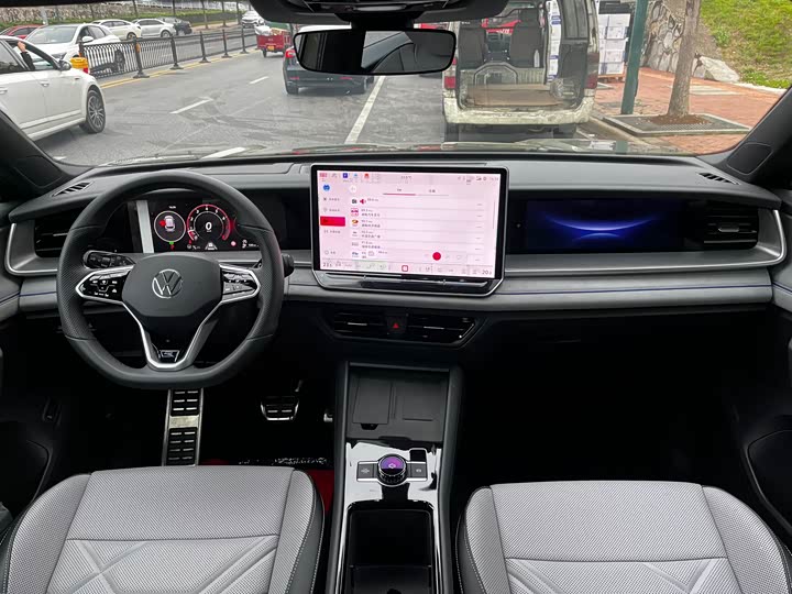 Фото 8 - Volkswagen Tayron