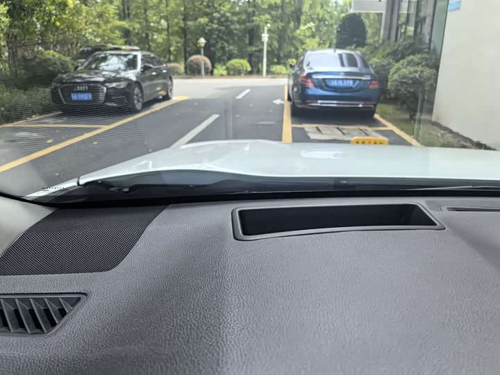 Фото 18 - Toyota Wildlander