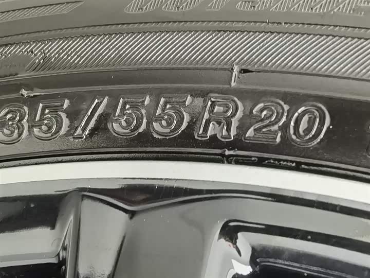 Фото 24 - Toyota Crown Kluger