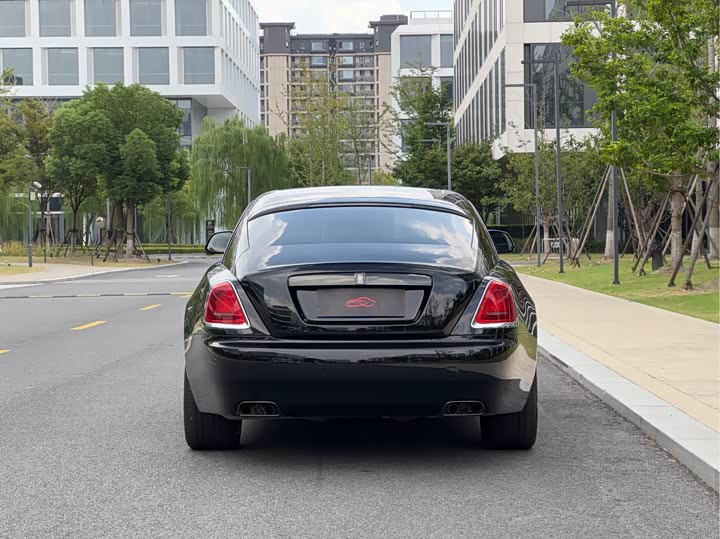 Фото 5 - Rolls-Royce Wraith