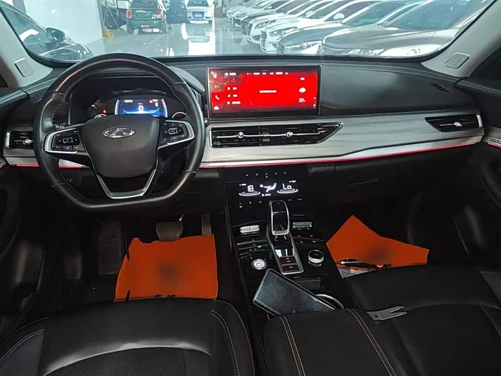 Фото 10 - Chery Tiggo 8