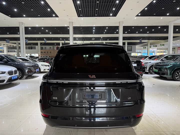 Фото 11 - LiXiang L9