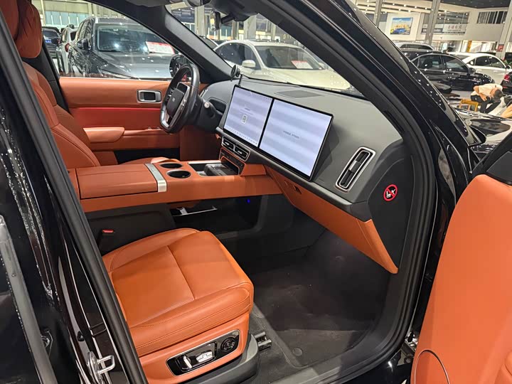 Фото 9 - LiXiang L9