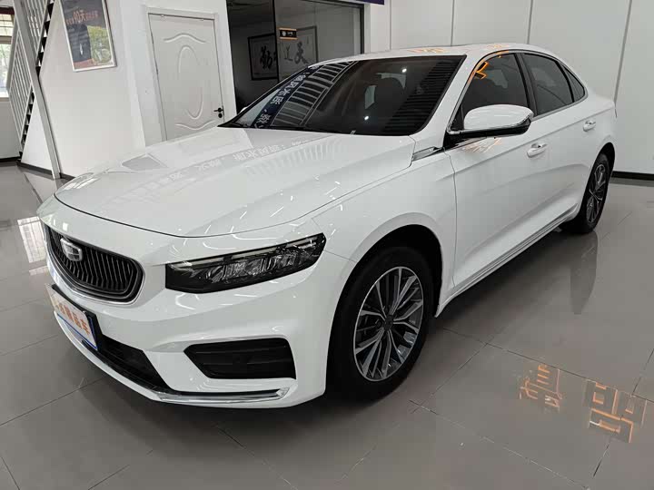 Фото 1 - Geely Preface