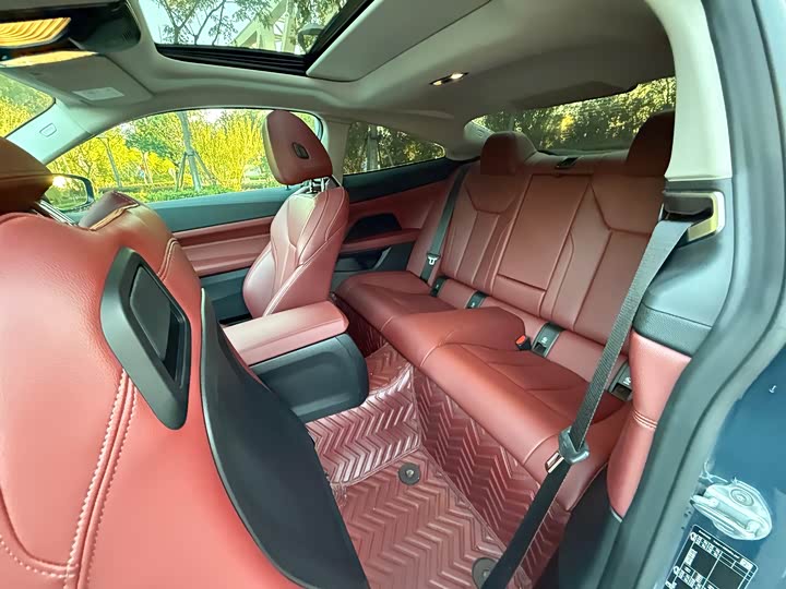 Фото 10 - BMW 4 Series