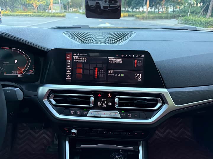 Фото 15 - BMW 4 Series