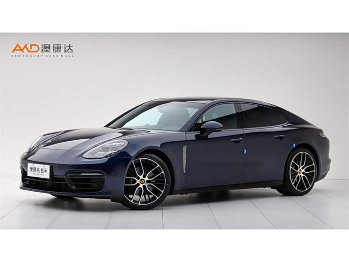 Фото 1 - Porsche Panamera