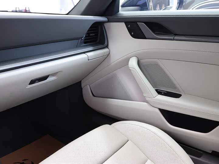 Фото 11 - Porsche 911