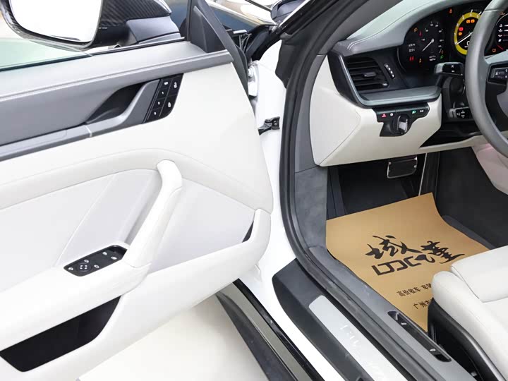 Фото 15 - Porsche 911