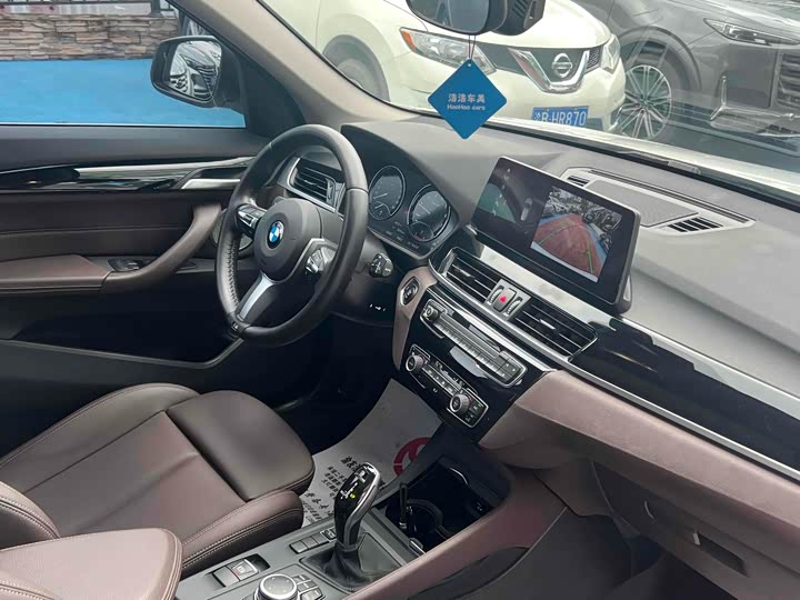 Фото 18 - BMW X1