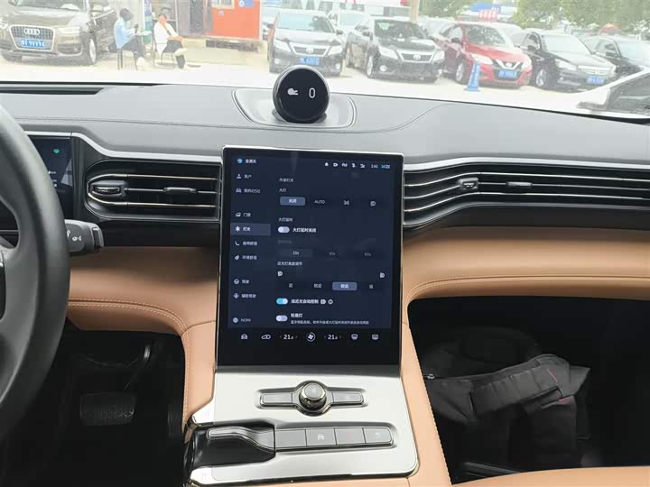 Фото 13 - Nio ES6