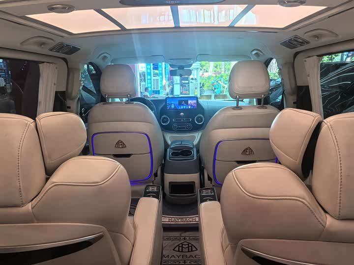 Фото 16 - Mercedes-Benz Vito