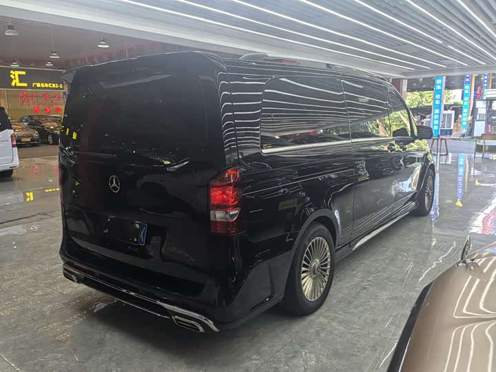 Фото 22 - Mercedes-Benz Vito