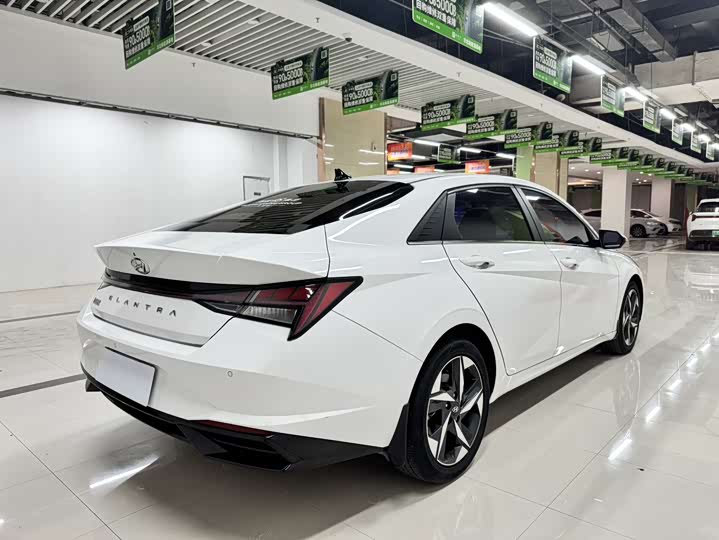 Фото 18 - Hyundai Elantra N line