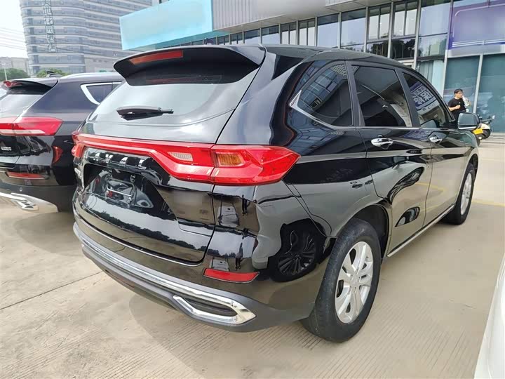 Фото 7 - Haval M6