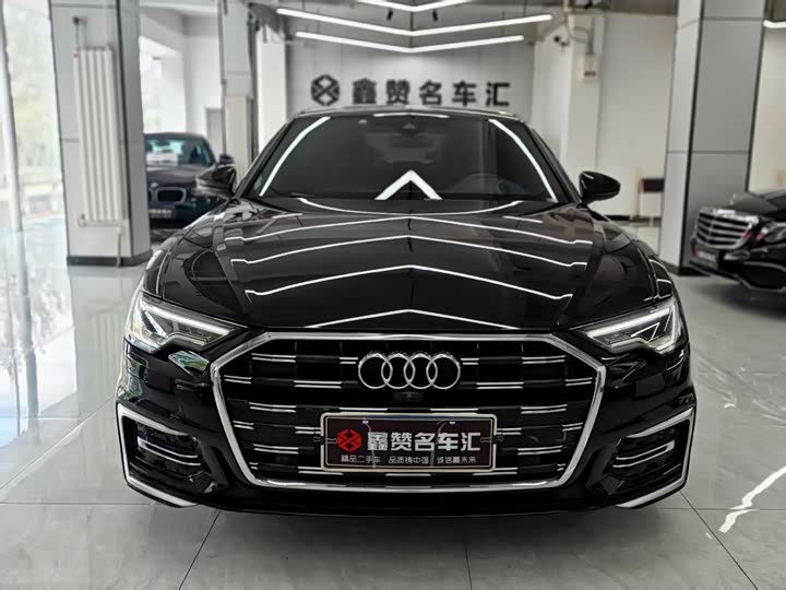 Фото 2 - Audi A6L