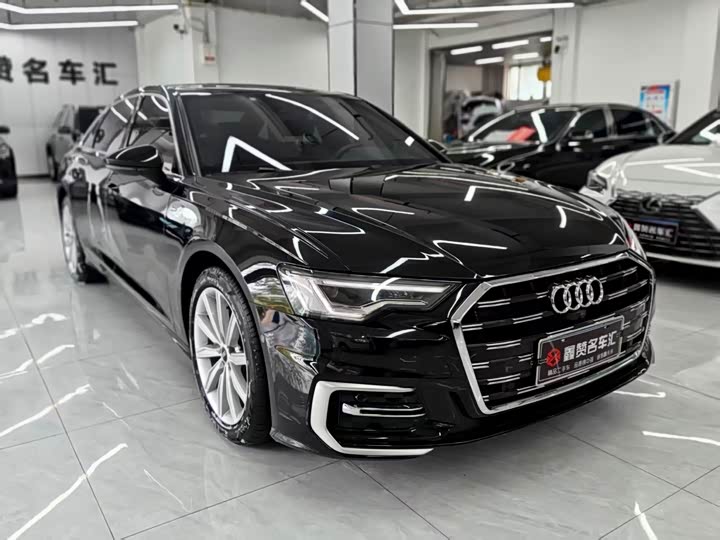 Фото 5 - Audi A6L