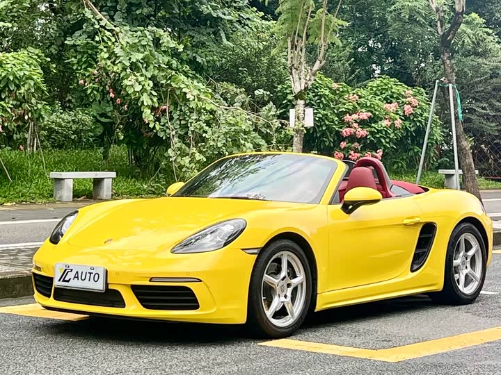 Фото 1 - Porsche 718