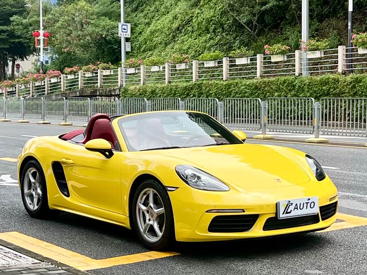 Фото 3 - Porsche 718