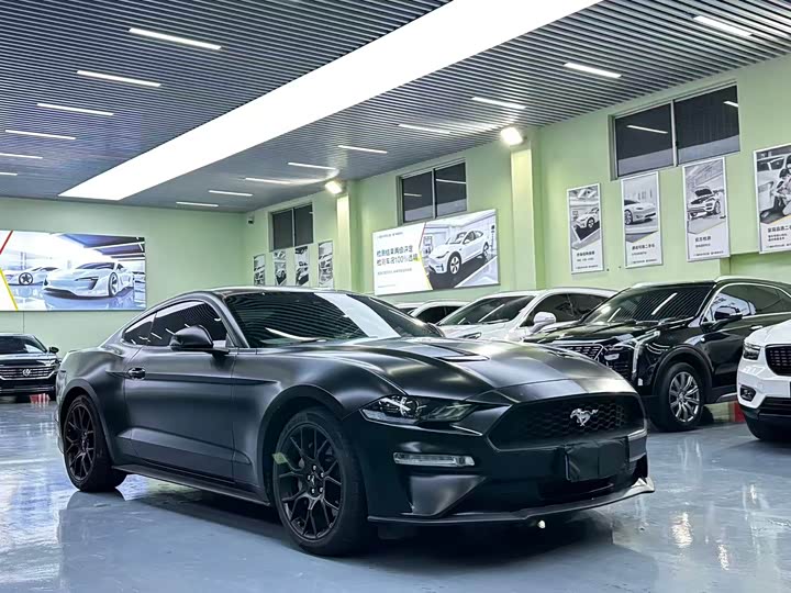 Фото 3 - Ford Mustang