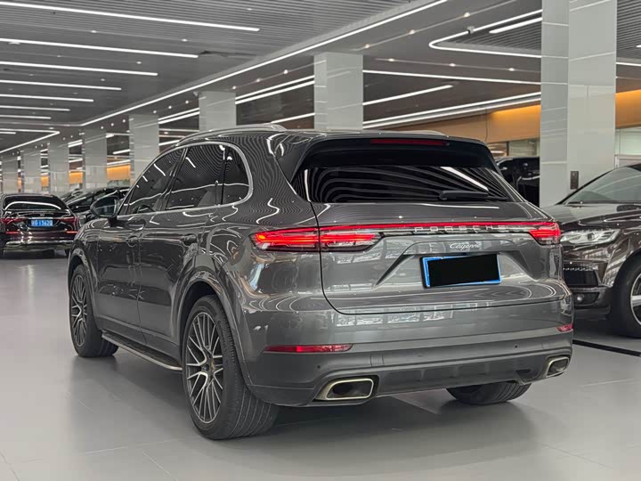 Фото 15 - Porsche Cayenne