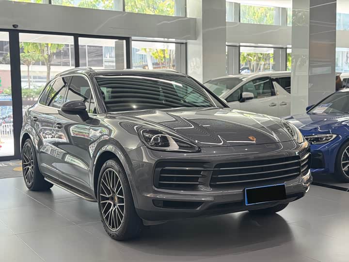 Фото 2 - Porsche Cayenne