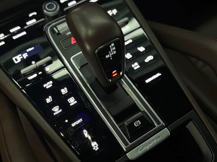 Фото 7 - Porsche Cayenne