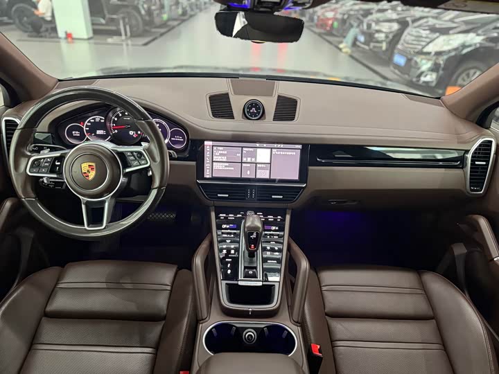 Фото 9 - Porsche Cayenne
