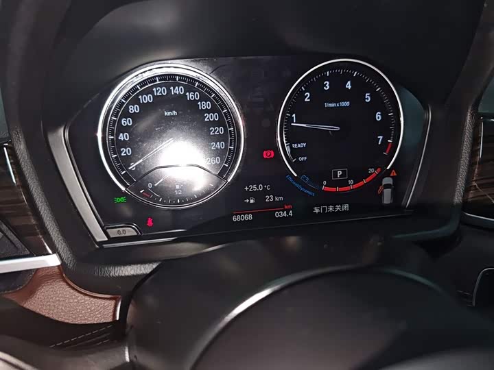 Фото 11 - BMW X1