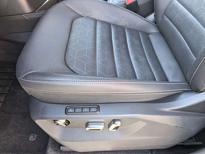 Фото 17 - Volkswagen Talagon