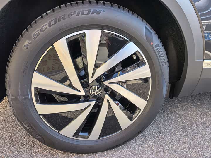 Фото 18 - Volkswagen Talagon