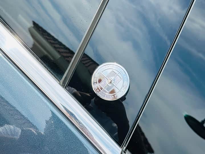 Фото 19 - Lincoln Navigator